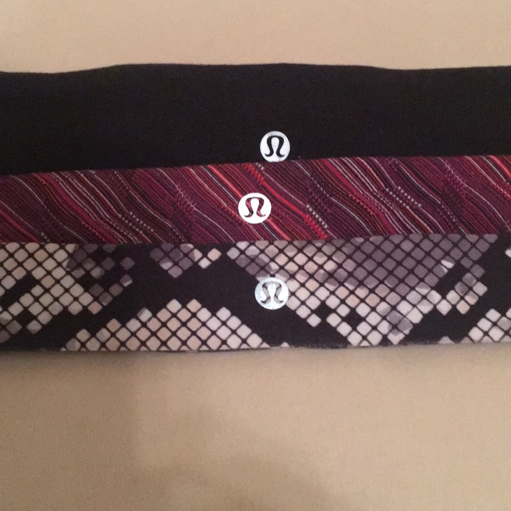 Lululemon headbands like new 💕